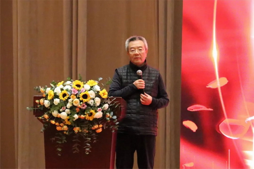 董事長(cháng)發(fā)言 董事長(cháng)發(fā)言